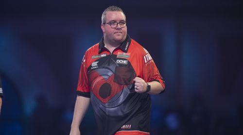 Stephen Bunting mit verhaltenem Jubel nach klarem Sieg