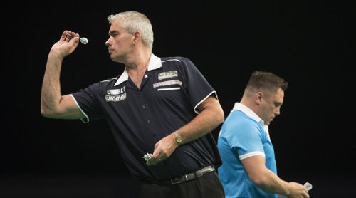 Steve Beaton muss sich Gerwyn Price geschlagen geben