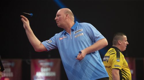 Vincent van der Voort klar besser als Dave Chisnall