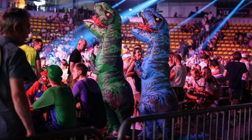 Dinosaurier beim World Cup