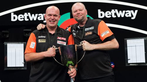 Michael van Gerwen und Raymond van Barneveld World Cup Sieger 2018