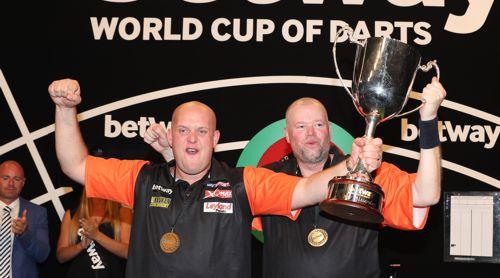 Die Niederlande gewinnen den PDC World Cup of Darts 2017