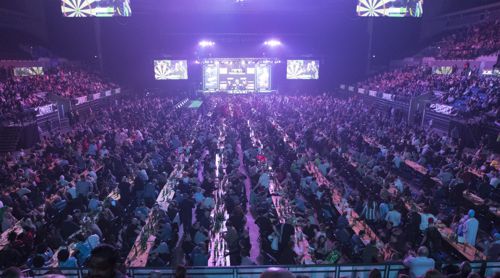 Ausverkauftes Haus in der M&S Bank Arena, Liverpool