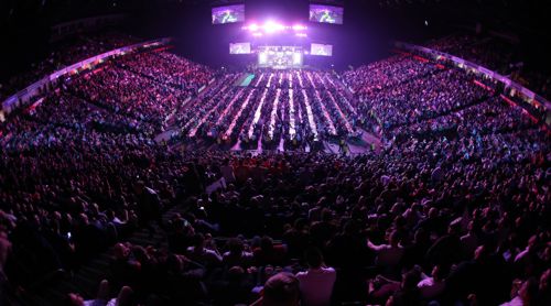 Darts in der Phones 4u Arena Manchester