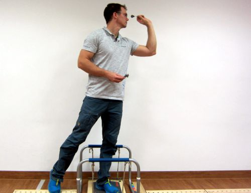 Standstabilität – Übung mit Stabilisationstrainer