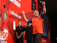 Team Österreich mit Mensur Suljovic und Rowby-John Rodriguez