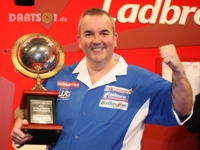 Phil Taylor erringt seinen 15. Weltmeistertitel