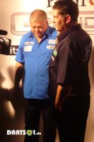 Darryl Fitton beim Grand Slam of Darts 2008