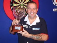 Phil Taylor gewinnt auch die Championship League Darts